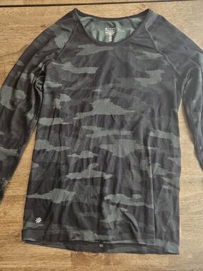 Athleta Long Sleeve Camo Shirt